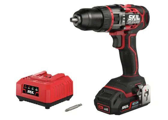 SKIL 3070 AA carbon brushless cordless drill set. The tool is ideal for drilling wood , metal and masonry. For power-intensive screwing work.