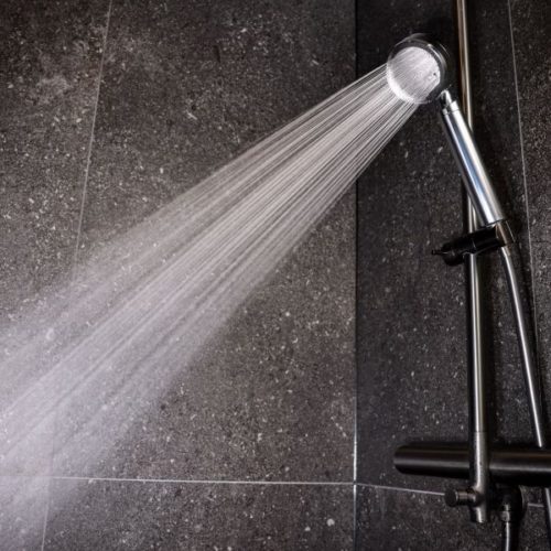 Shower head Aromica ARO900. Strong shower, filtering and aromatherapy in the home shower.